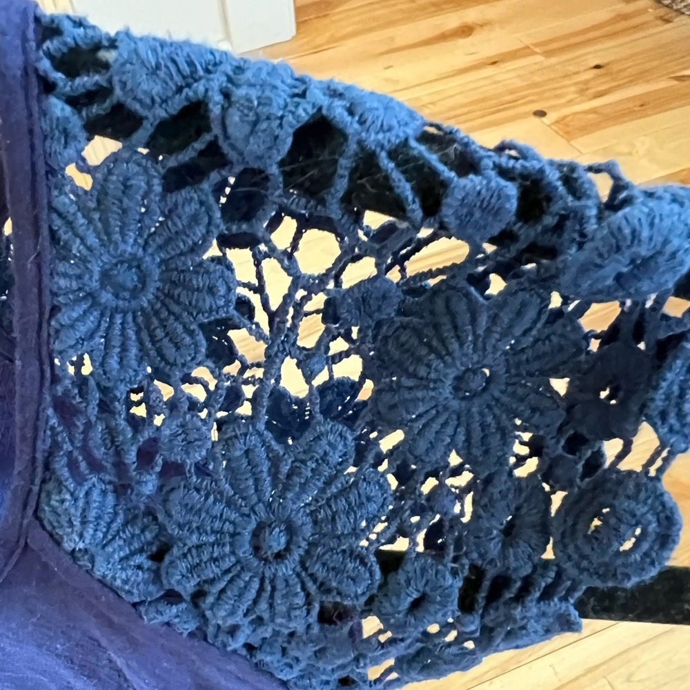 Skies Are Blue Navy Blue Crochet Sleeve Top - Picture 3 of 3